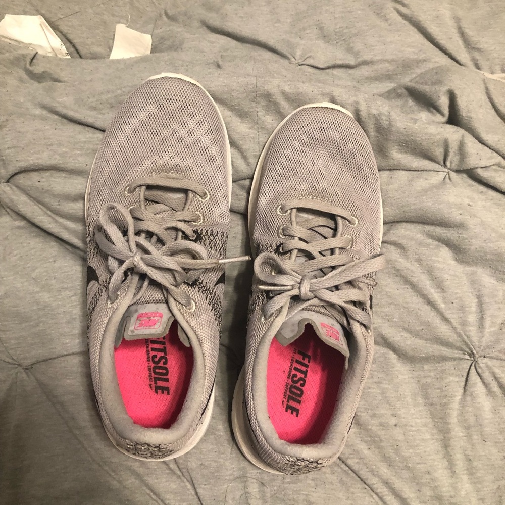 Women’s Nike Running Shoe 6.5